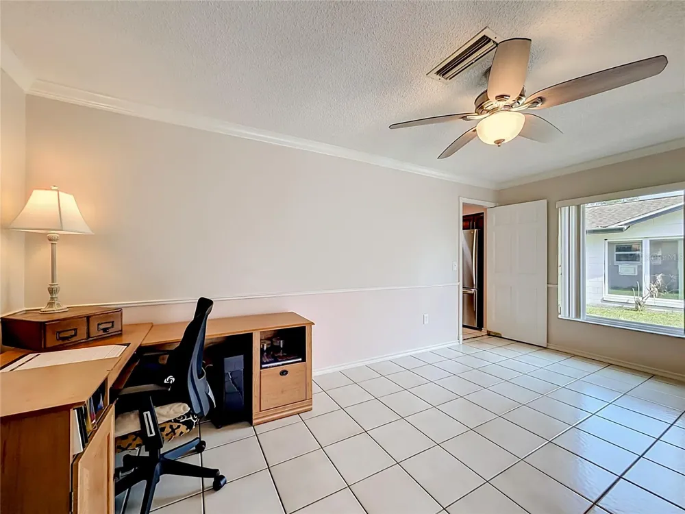 5020 THE OAKS CIRCLE Orlando, FL 32809