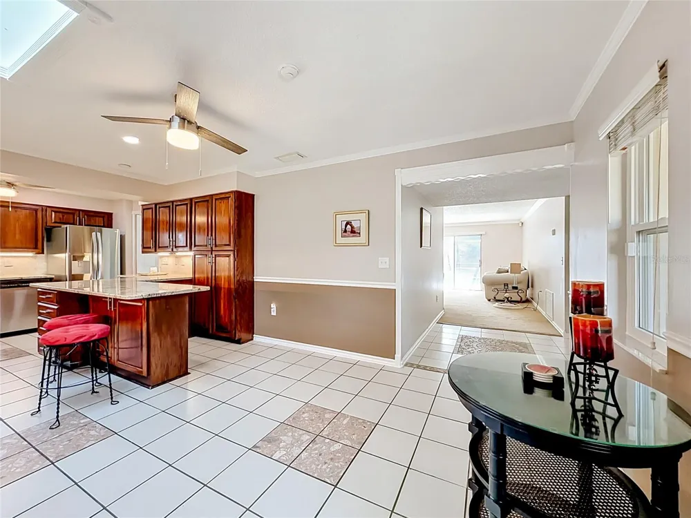 5020 THE OAKS CIRCLE Orlando, FL 32809