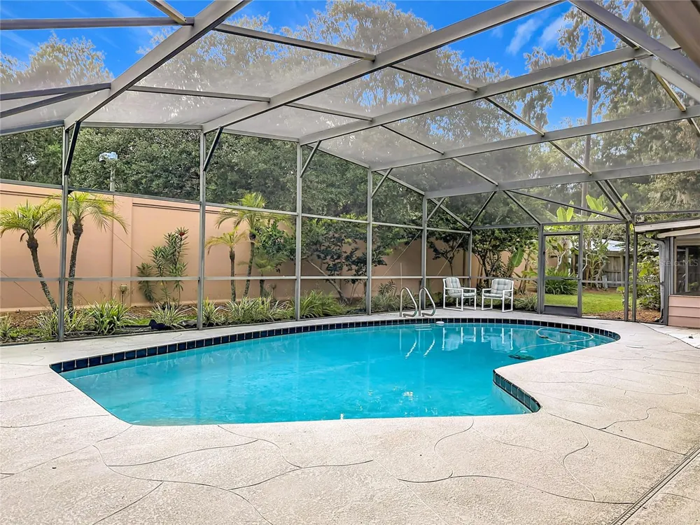 5020 THE OAKS CIRCLE Orlando, FL 32809