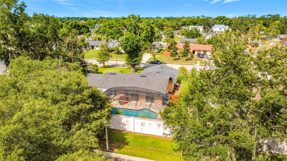 5020 THE OAKS CIRCLE Orlando, FL 32809