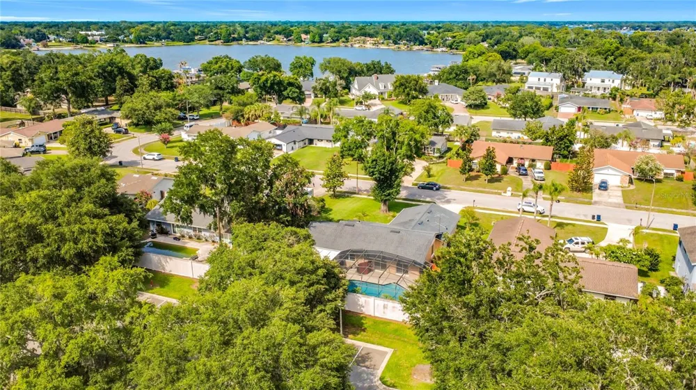 5020 THE OAKS CIRCLE Orlando, FL 32809
