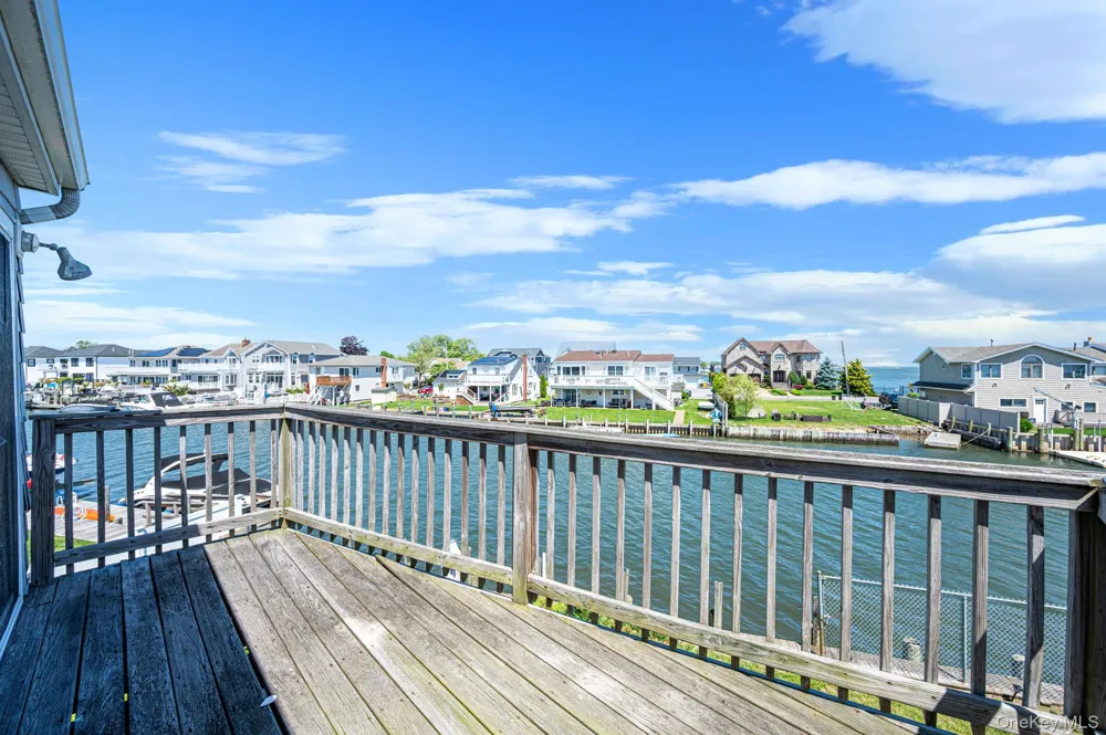 7 Forest Avenue Massapequa, NY 11758