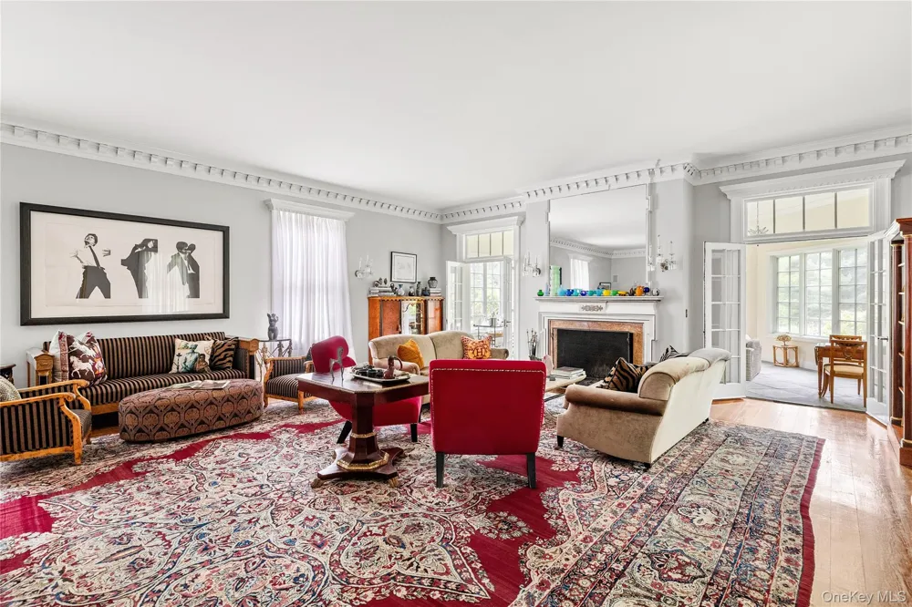 52 Piping Rock Road Locust Valley, NY 11560