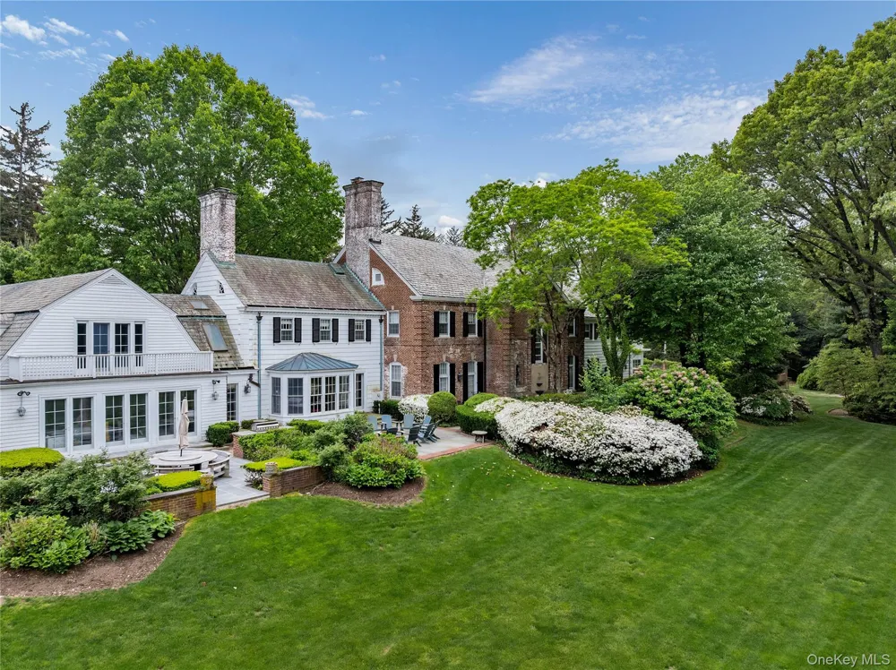 52 Piping Rock Road Locust Valley, NY 11560