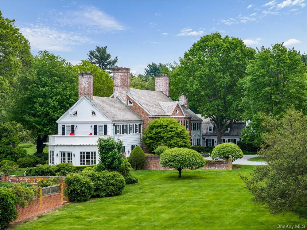 52 Piping Rock Road Locust Valley, NY 11560