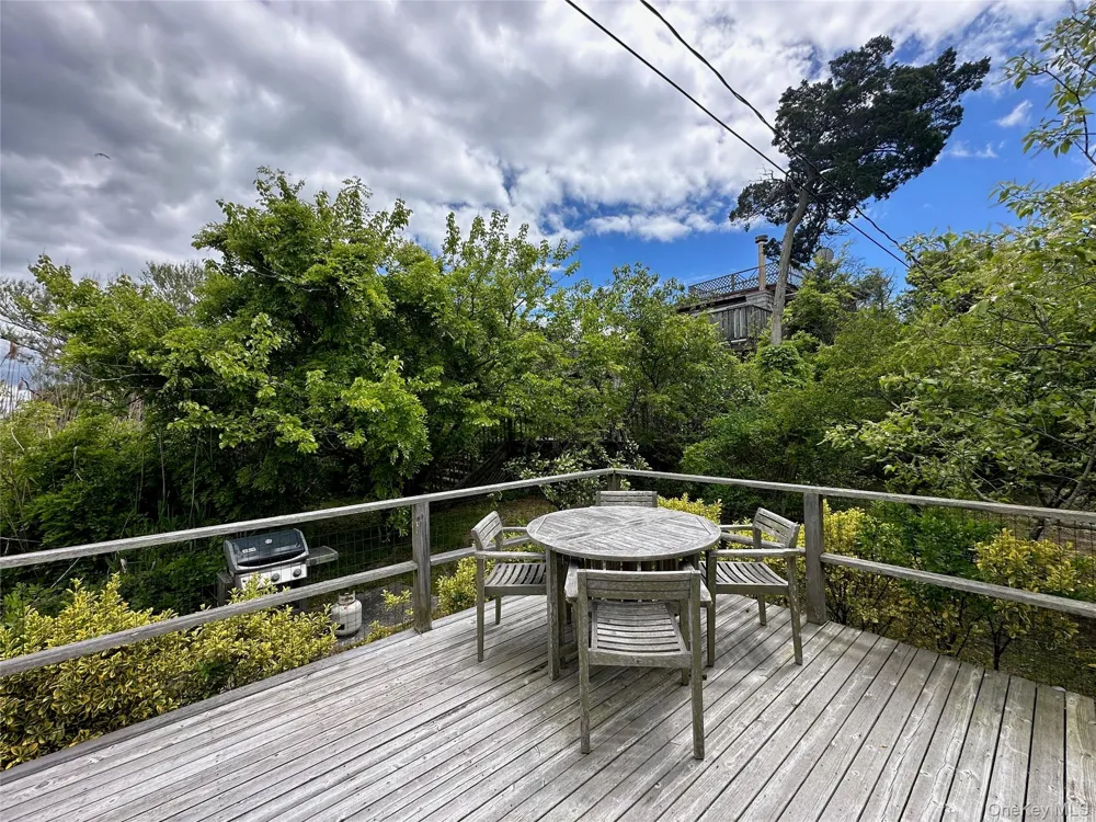 209 Bayview Walk Cherry Grove, NY 11782
