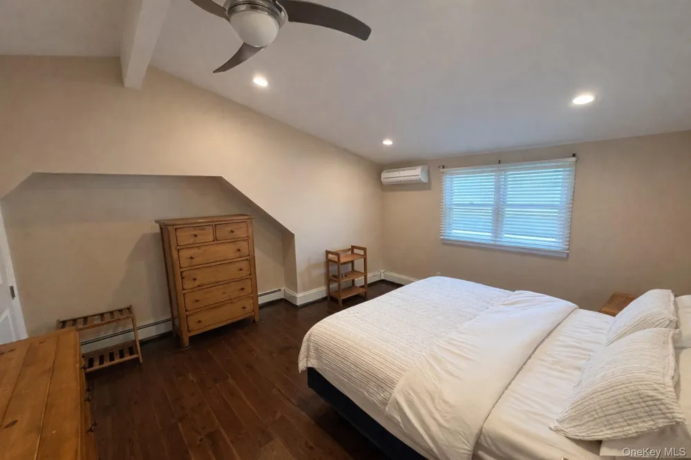 65 New Hampshire Street Long Beach, NY 11561