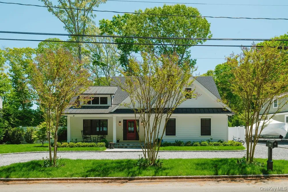 4525 S Harbor Road Southold, NY 11971