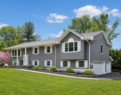 6 Hemlock Lane