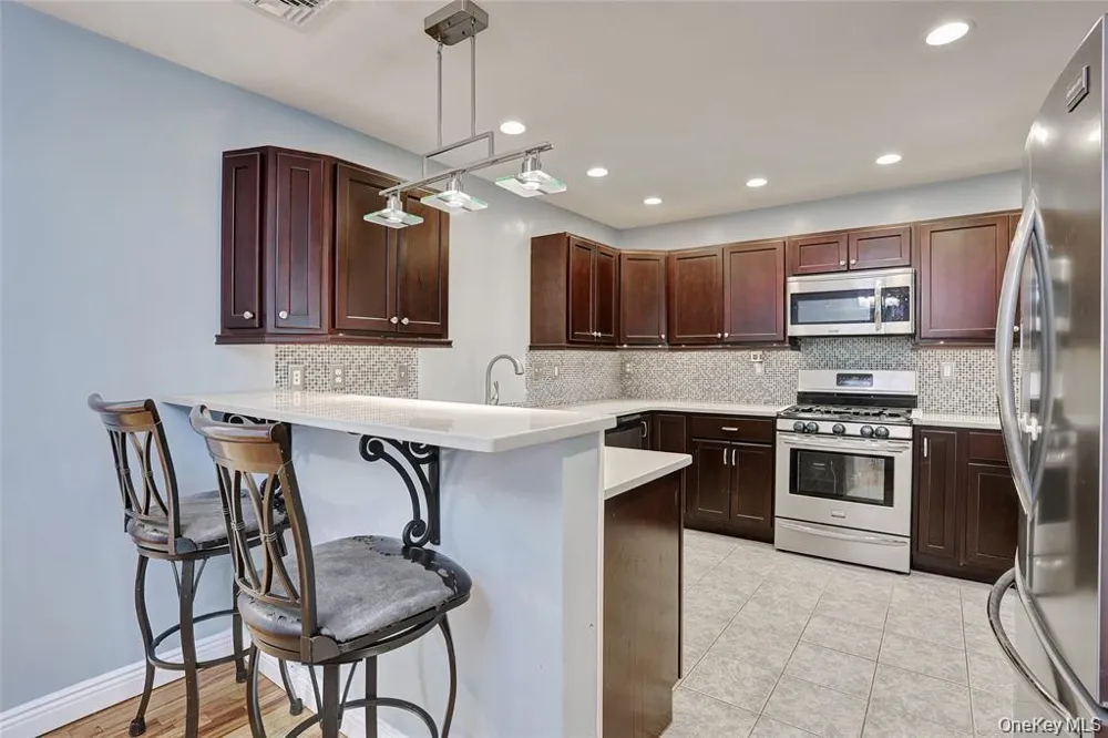 6 Hemlock Lane Thiells, NY 10984