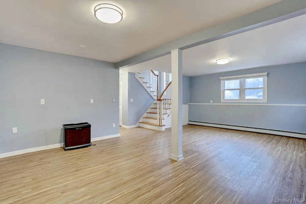 6 Hemlock Lane Thiells, NY 10984