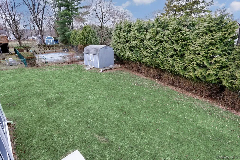 6 Hemlock Lane Thiells, NY 10984