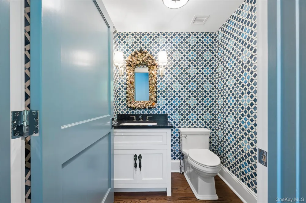18 Jagger Lane Westhampton, NY 11977
