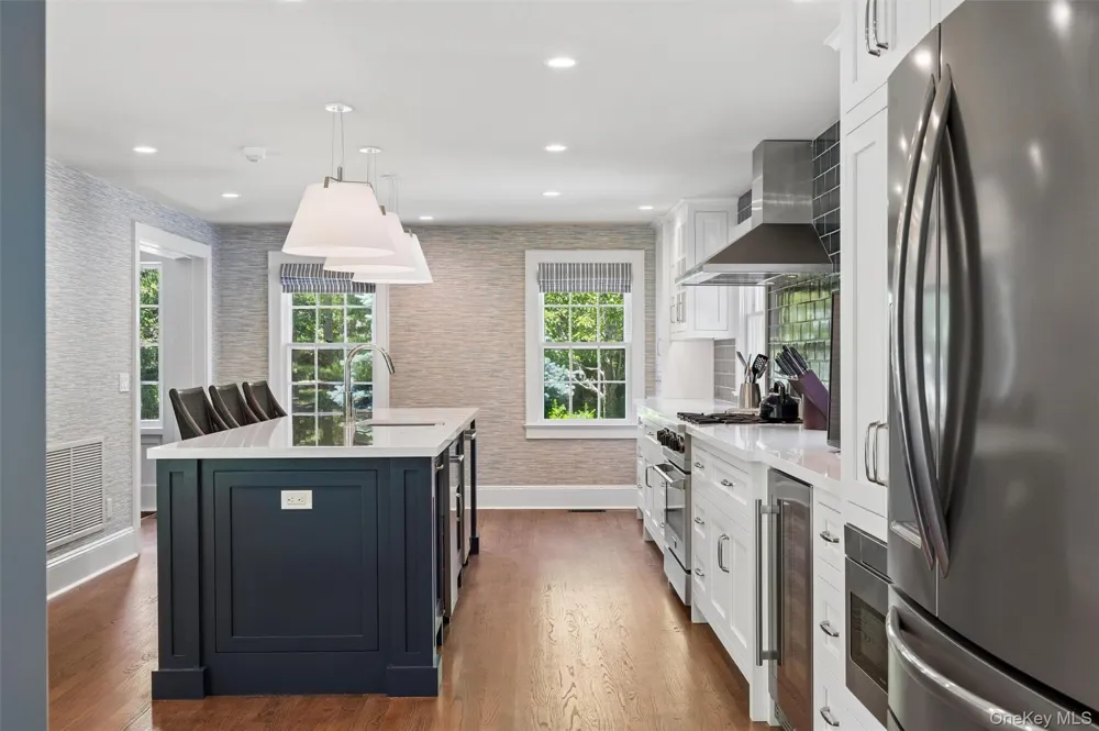 18 Jagger Lane Westhampton, NY 11977