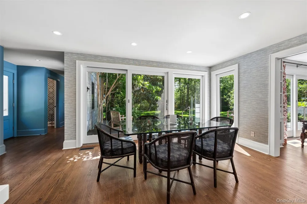 18 Jagger Lane Westhampton, NY 11977