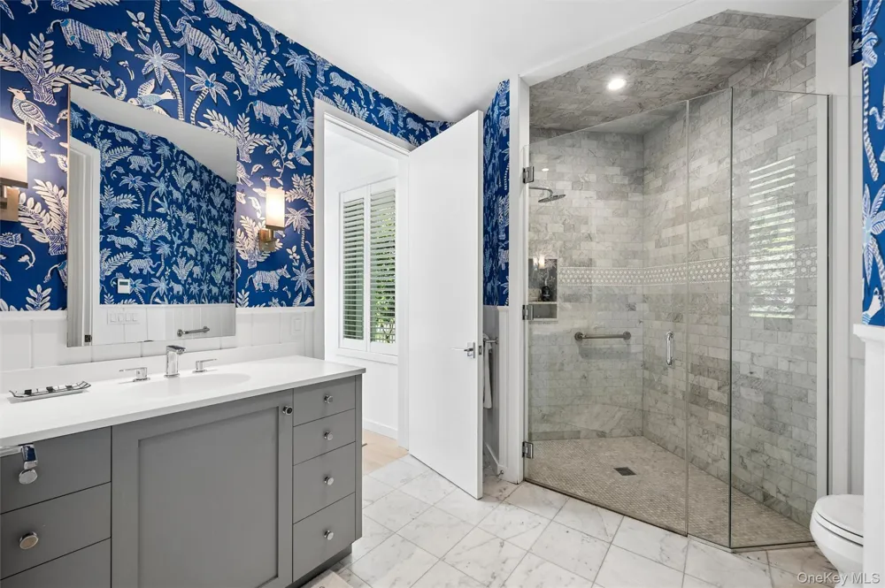 18 Jagger Lane Westhampton, NY 11977
