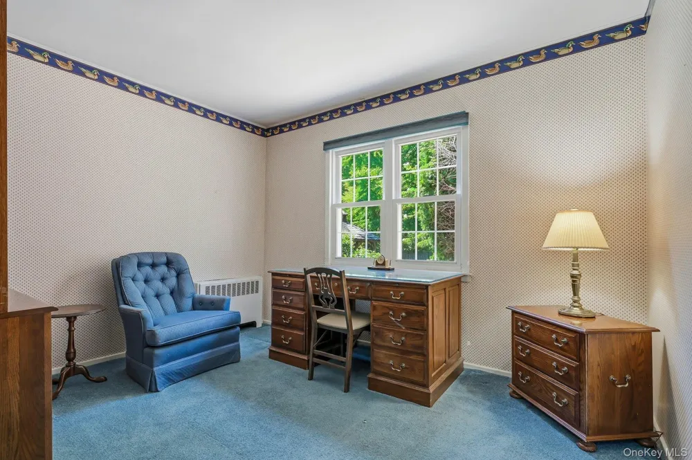 1 Dogwood Street Farmingdale, NY 11735