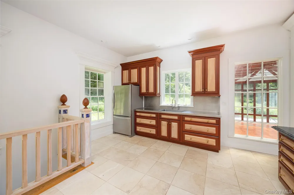 46 Hoxie Road Millbrook, NY 12545
