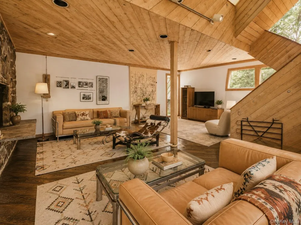 8 Cliff Court Carmel, NY 10512