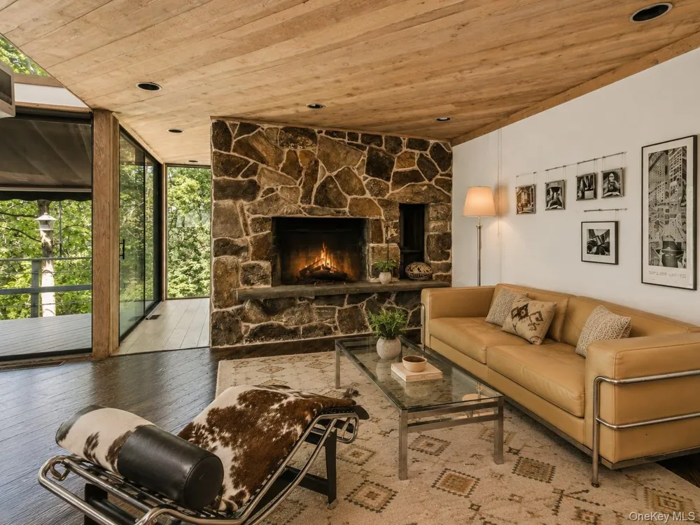 8 Cliff Court Carmel, NY 10512