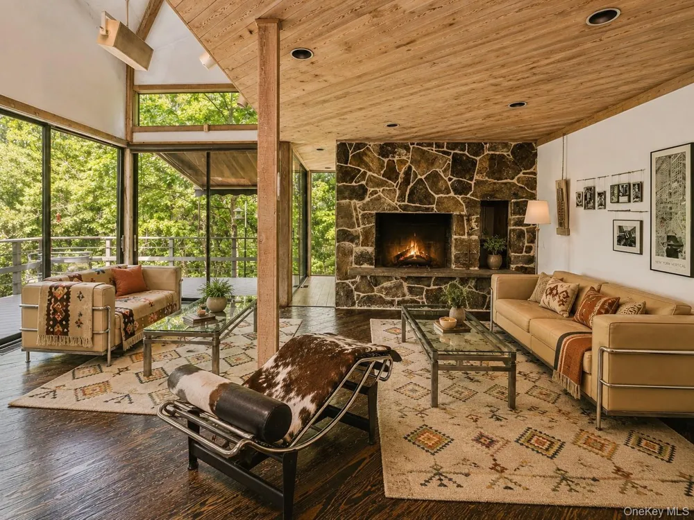 8 Cliff Court Carmel, NY 10512