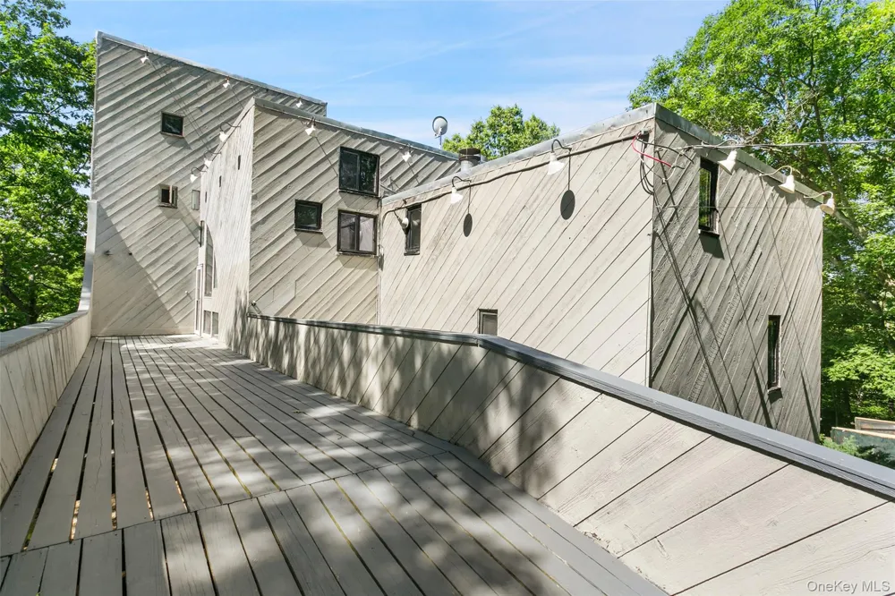 8 Cliff Court Carmel, NY 10512