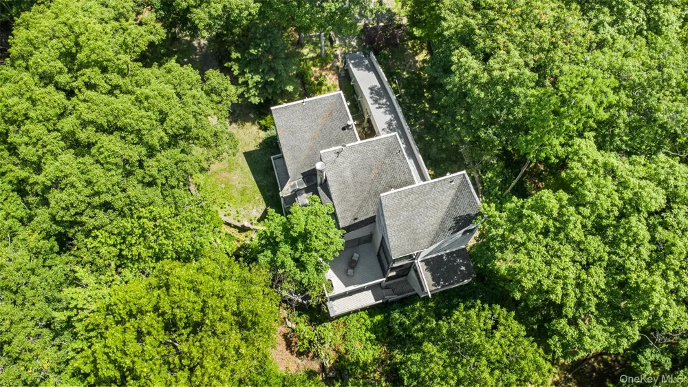 8 Cliff Court Carmel, NY 10512