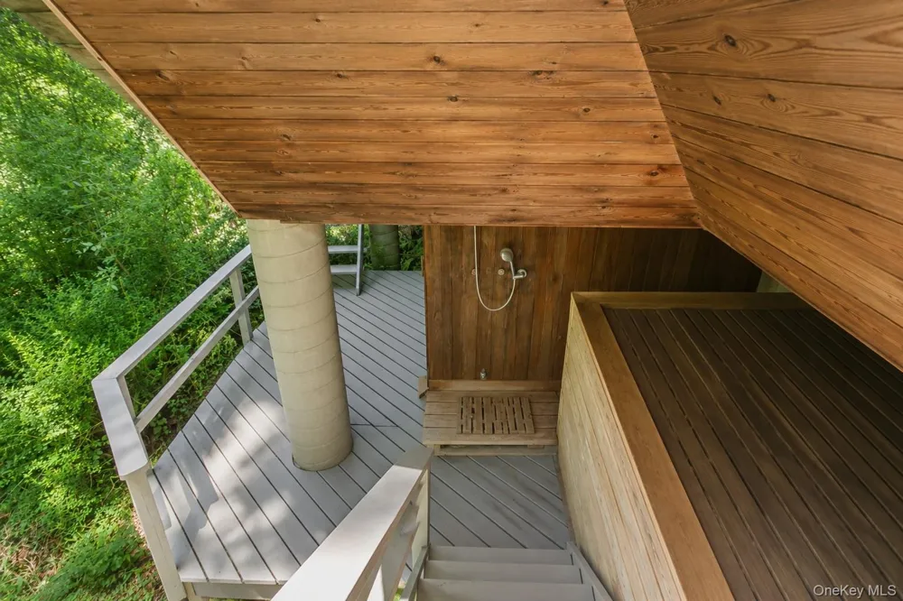 8 Cliff Court Carmel, NY 10512