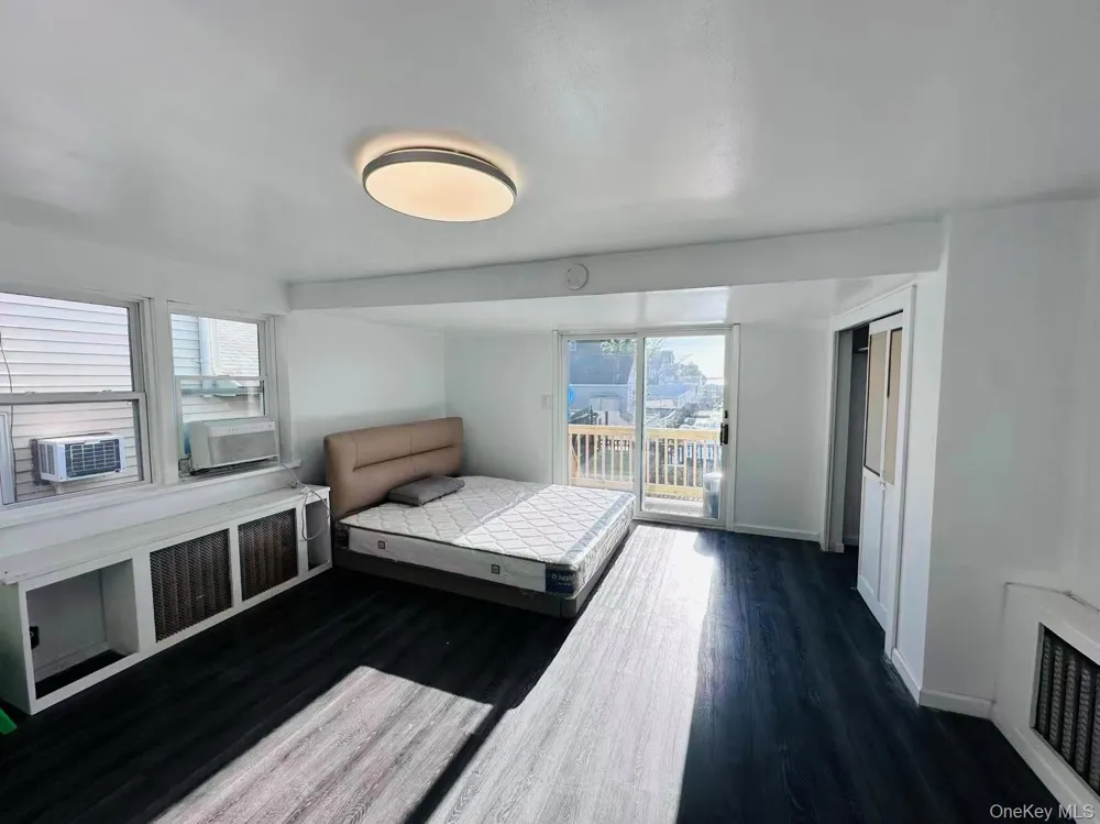 14-11 Cross Bay Boulevard Broad Channel, NY 11693