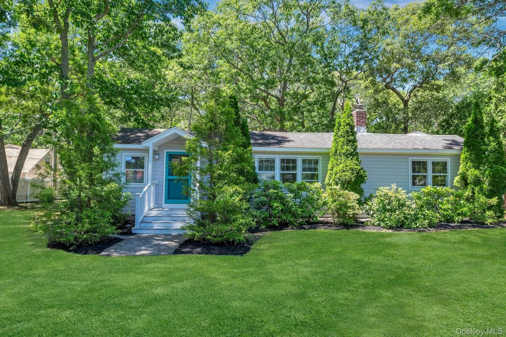 420 Sigsbee Road Mattituck, NY 11952