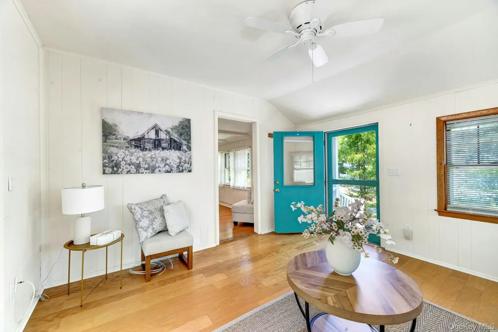 420 Sigsbee Road Mattituck, NY 11952