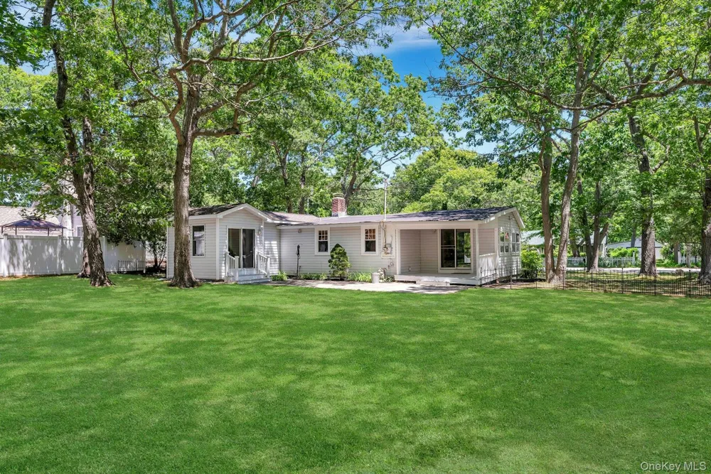 420 Sigsbee Road Mattituck, NY 11952