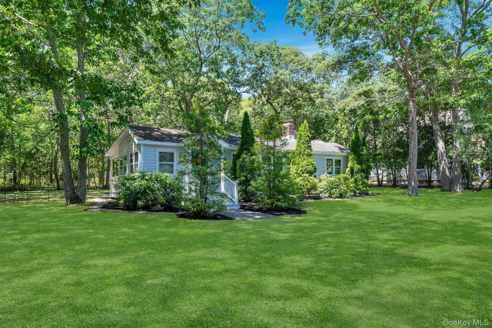 420 Sigsbee Road Mattituck, NY 11952
