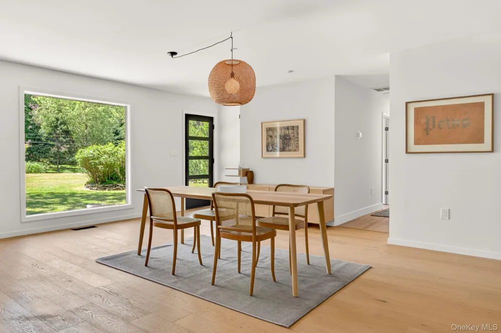5 Lazy Brook Lane Woodstock, NY 12498
