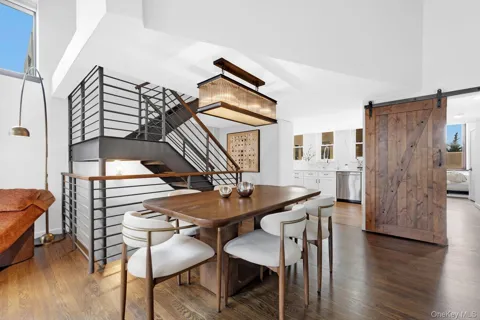 305 2nd Avenue #716