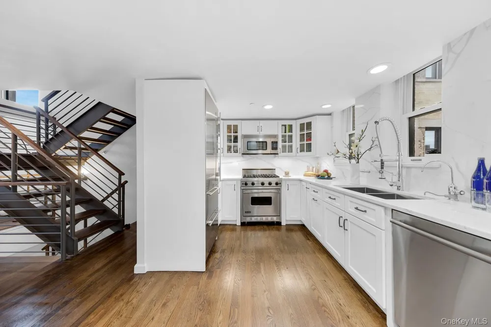 305 2nd Avenue #716 New York (Manhattan), NY 10003