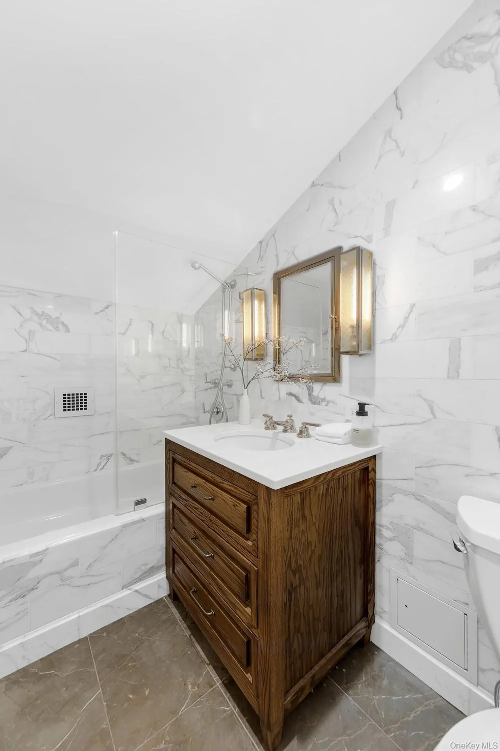305 2nd Avenue #716 New York (Manhattan), NY 10003
