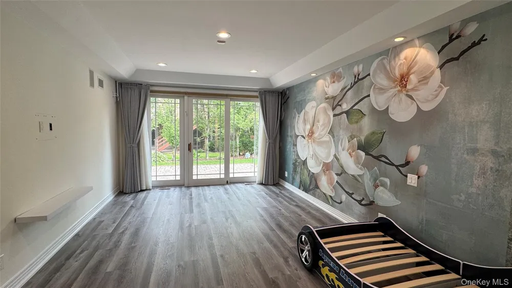 20 Kettlepond Road Jericho, NY 11753