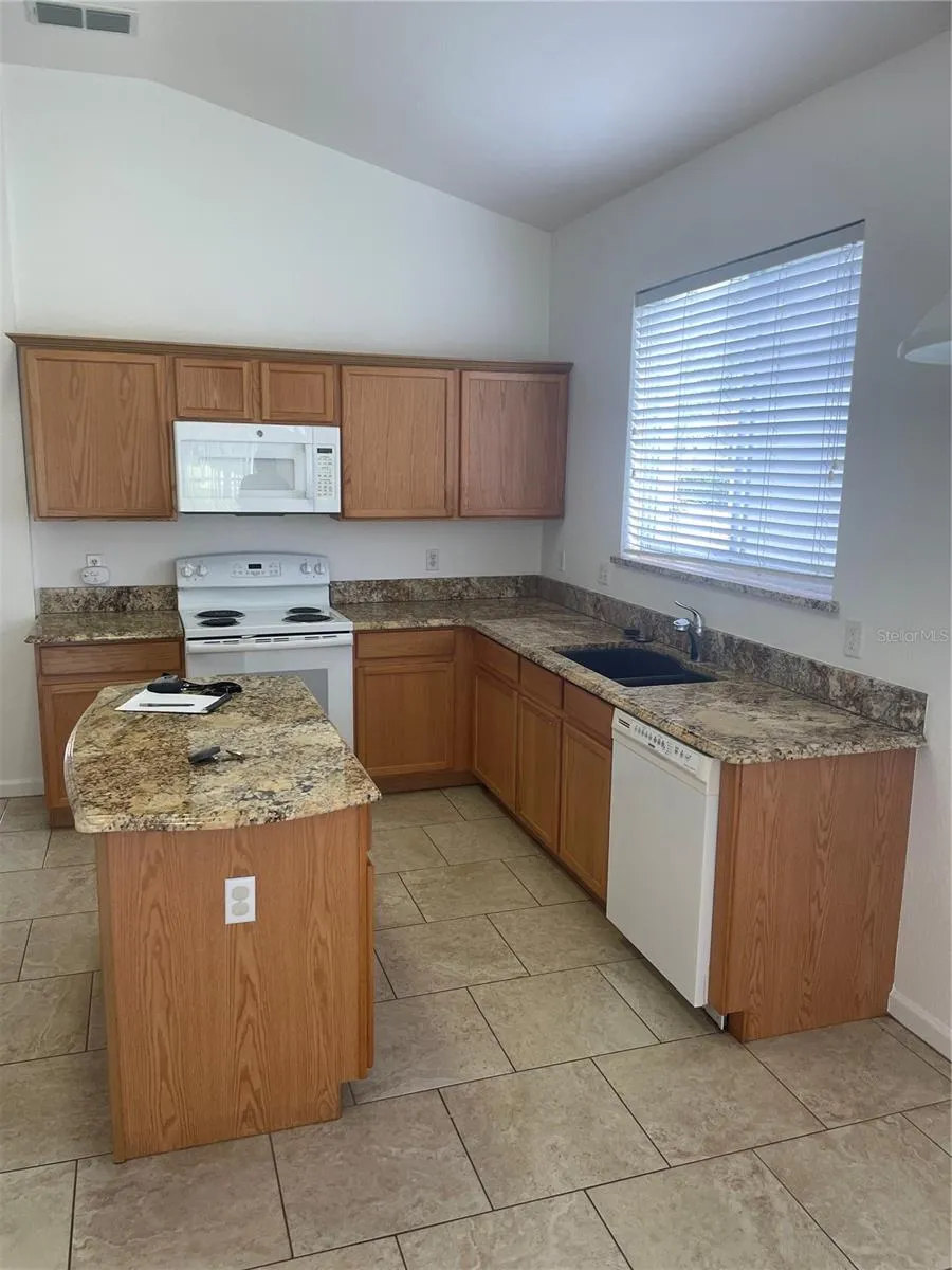 8625 GREENBANK BLVD Windermere, FL 34786