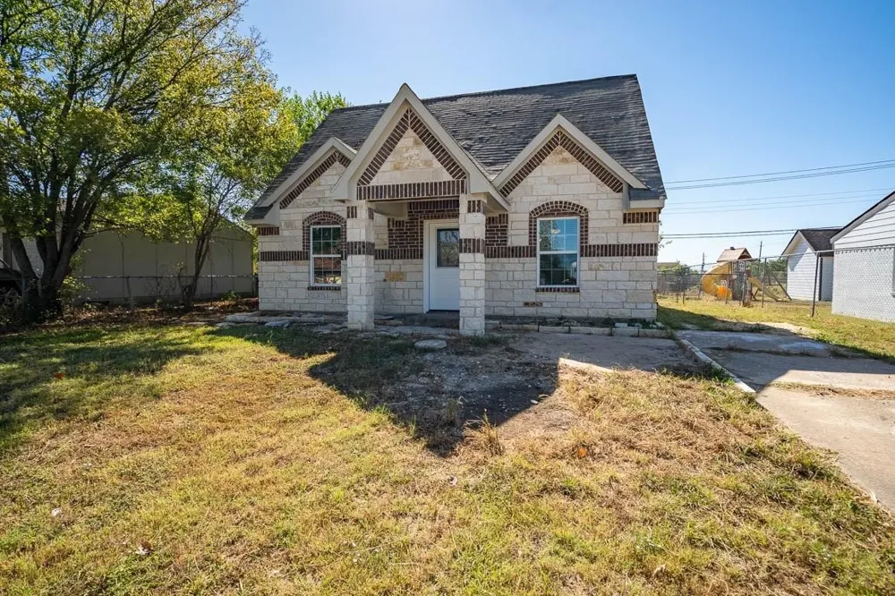 13008 Horseshoe Trail Balch Springs, TX 75180