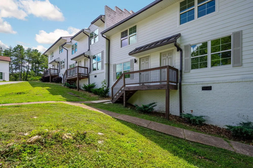 400 Gallery Lane Hixson, TN 37343