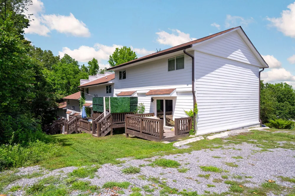 400 Gallery Lane Hixson, TN 37343