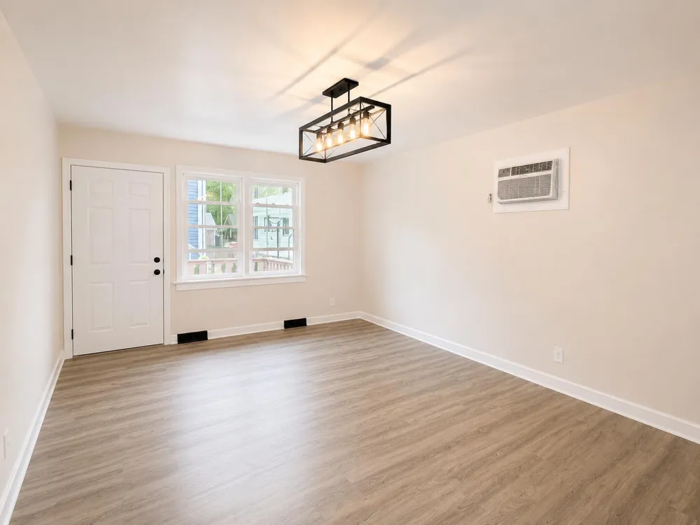 4319 Towle Avenue Hammond, IN 46327