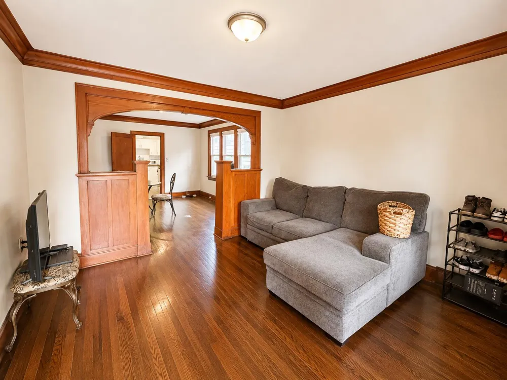 4319 Towle Avenue Hammond, IN 46327