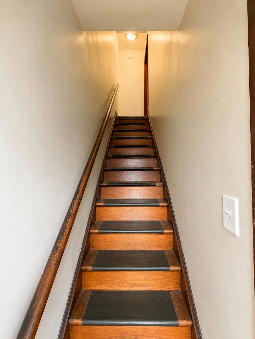 4319 Towle Avenue Hammond, IN 46327