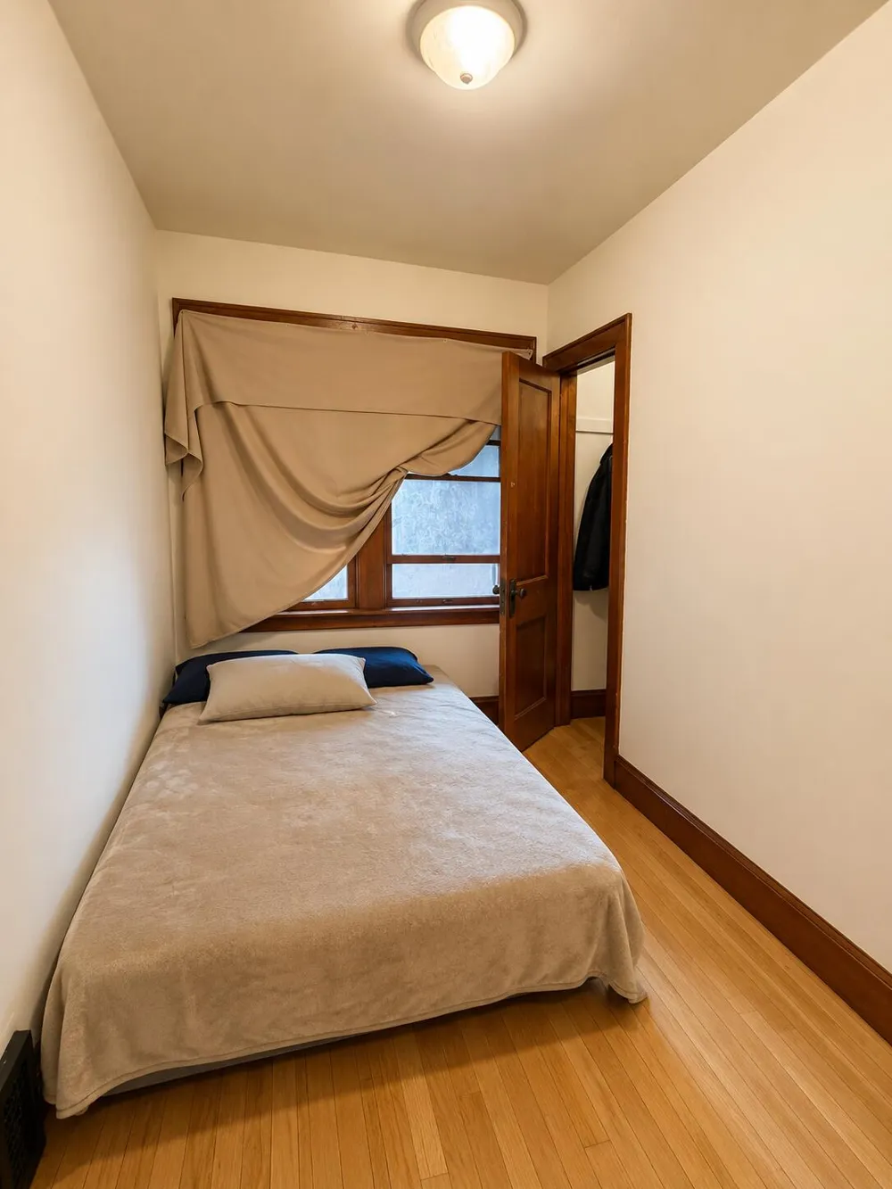 4319 Towle Avenue Hammond, IN 46327
