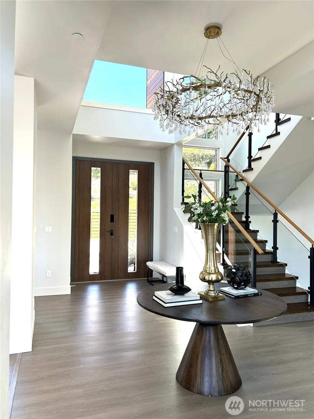 8243 W Mercer Way Mercer Island, WA 98040