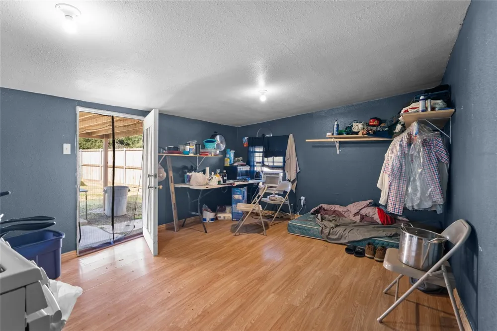 4115 S Peachtree Road Balch Springs, TX 75180