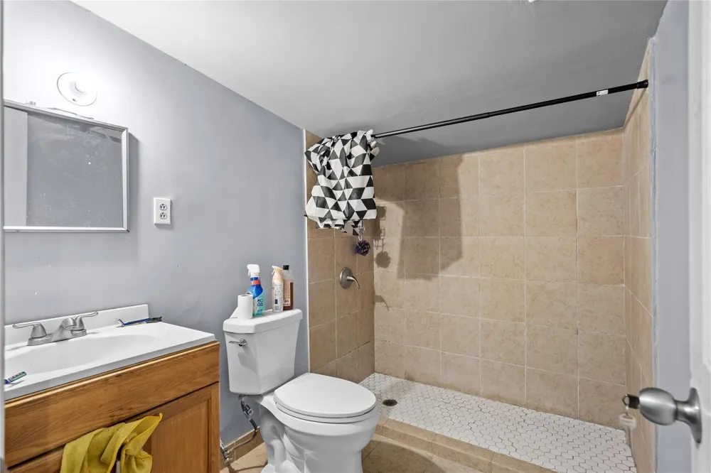 4115 S Peachtree Road Balch Springs, TX 75180