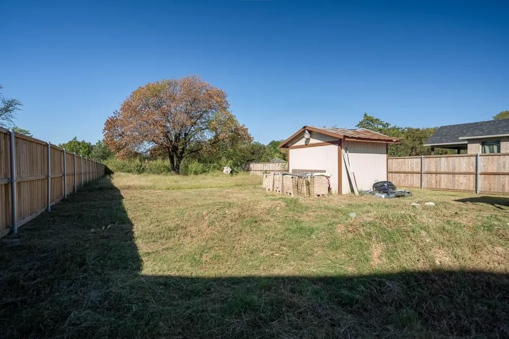 4115 S Peachtree Road Balch Springs, TX 75180